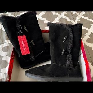 Genuine Suede (Brand) faux fur boots NWT size 10